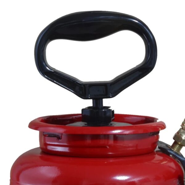 Chapin red Xtreme dripless sprayer - Image 3